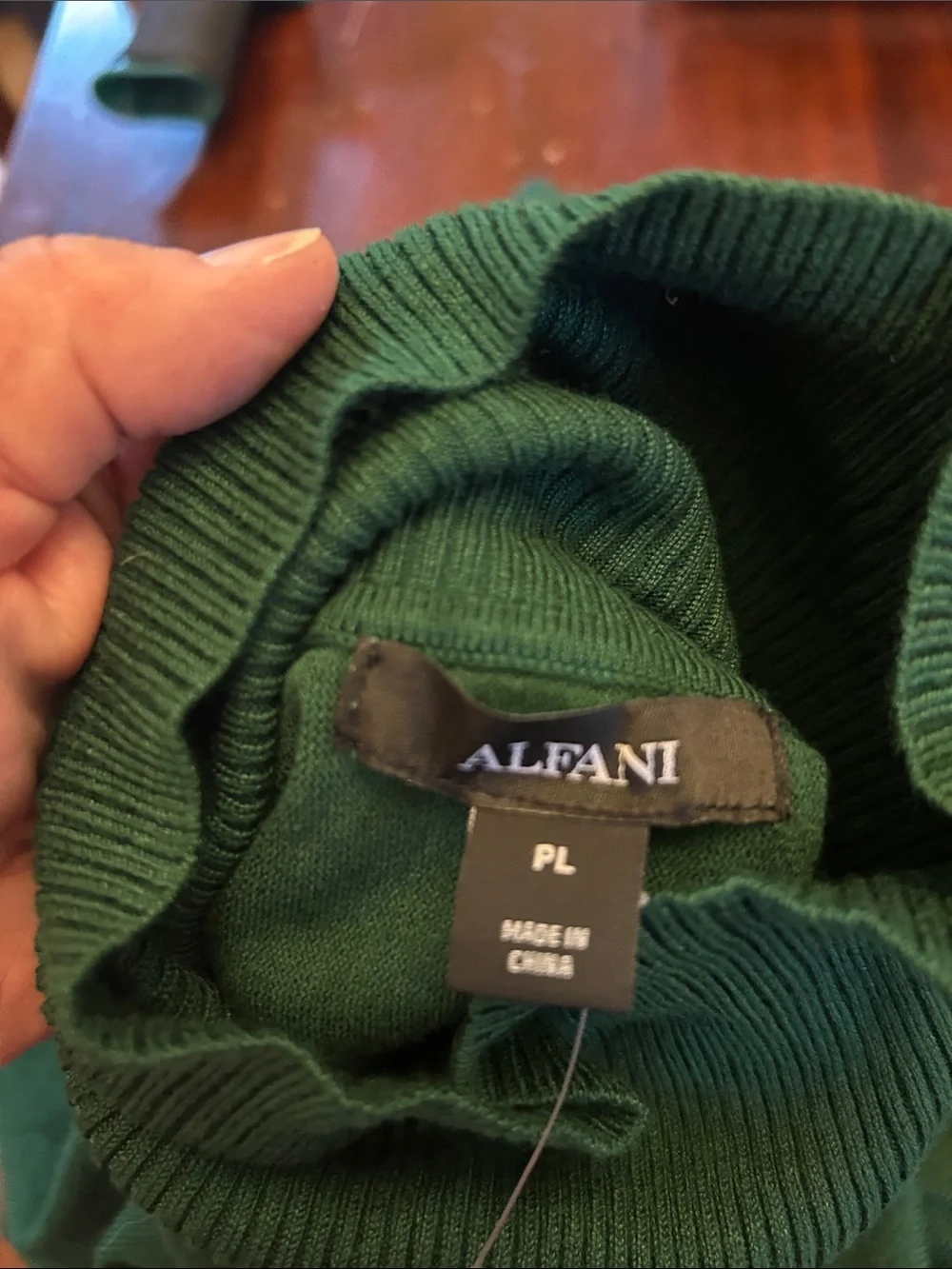 Alfani Women’s Green Turtleneck Sweater Size PL New